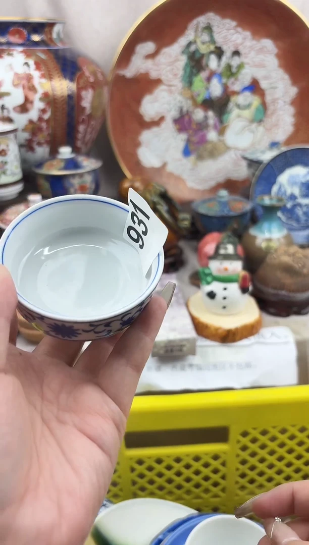 瓷器安*漂亮的瓷器，默认微瑕，介意慎拍