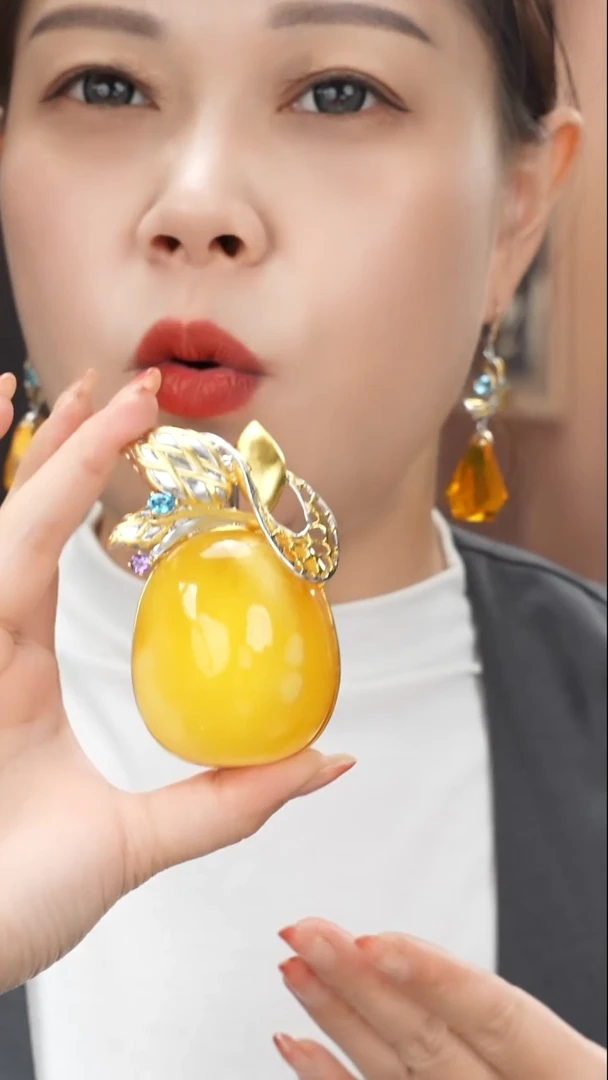 琥珀吊坠(不含链)未镶嵌精品蜜蜡吊坠