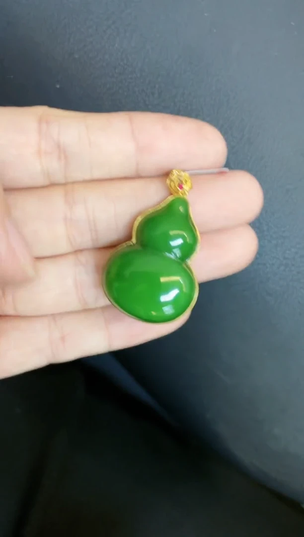 【闪购商品】和田玉吊坠18K金镶嵌多样性发一