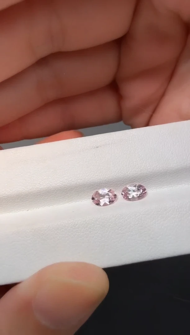 未镶嵌裸石碧玺配对0.7ct-A842-2p