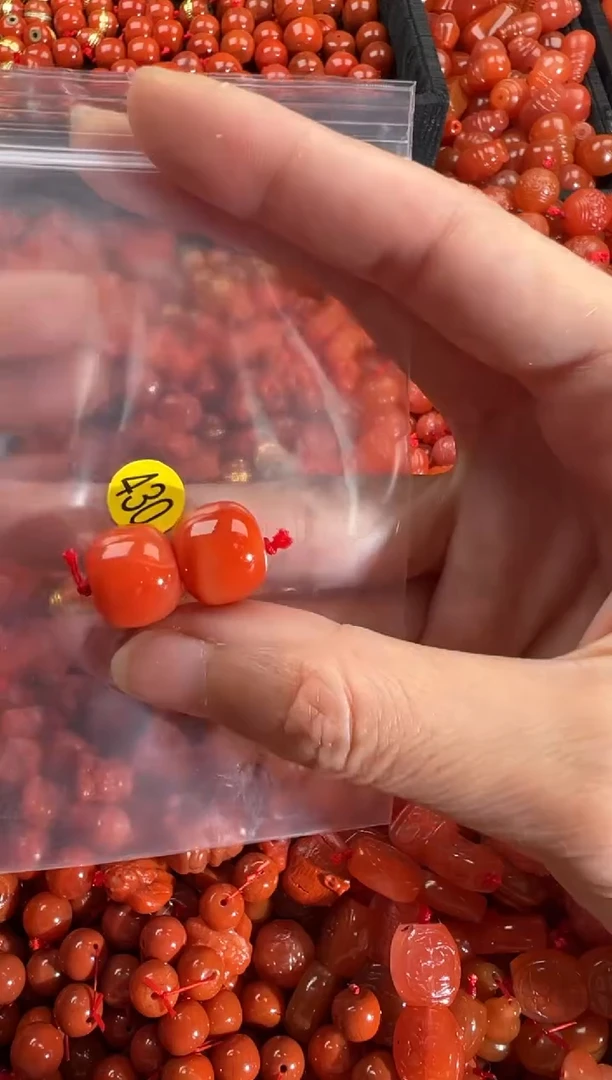 【闪购商品】南红玛瑙颈饰未镶嵌1