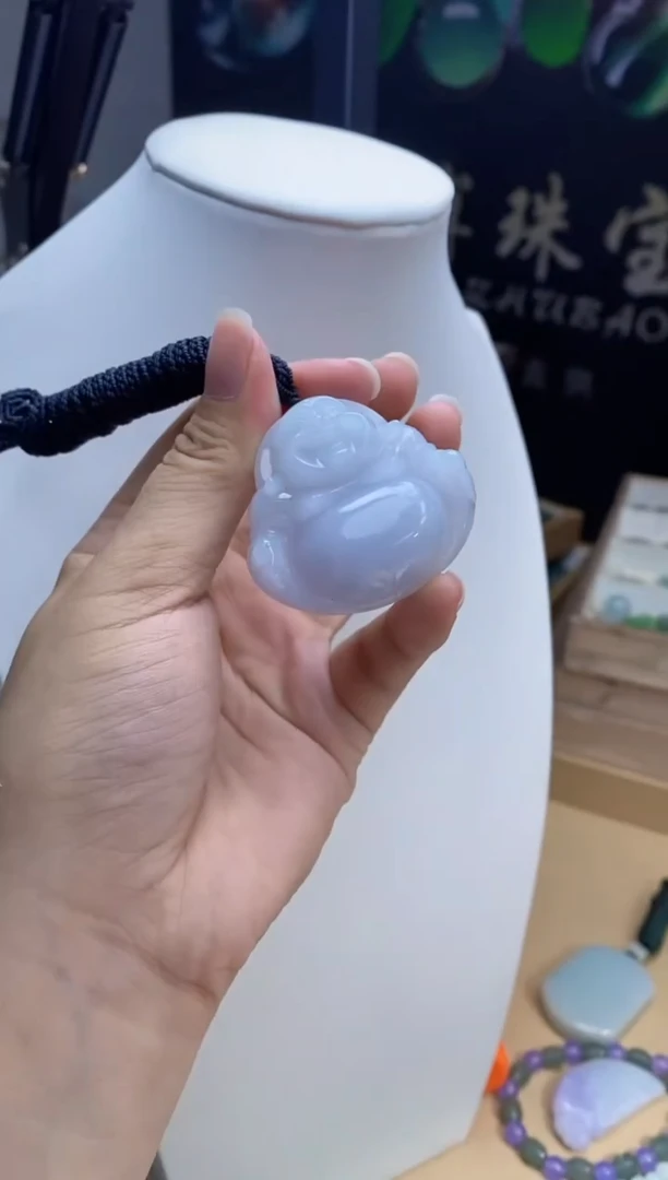颈饰未镶嵌翡翠挂件
