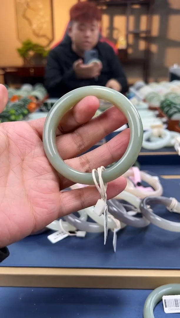 【闪购商品】和田玉手镯未镶嵌C0009-56