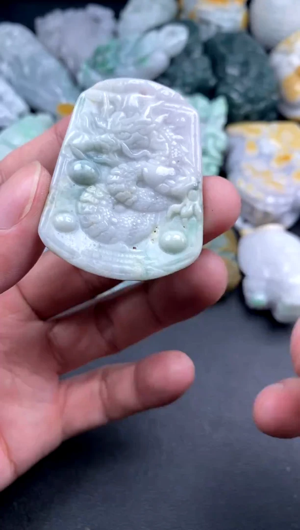 吊坠(不含链)未镶嵌翡翠1