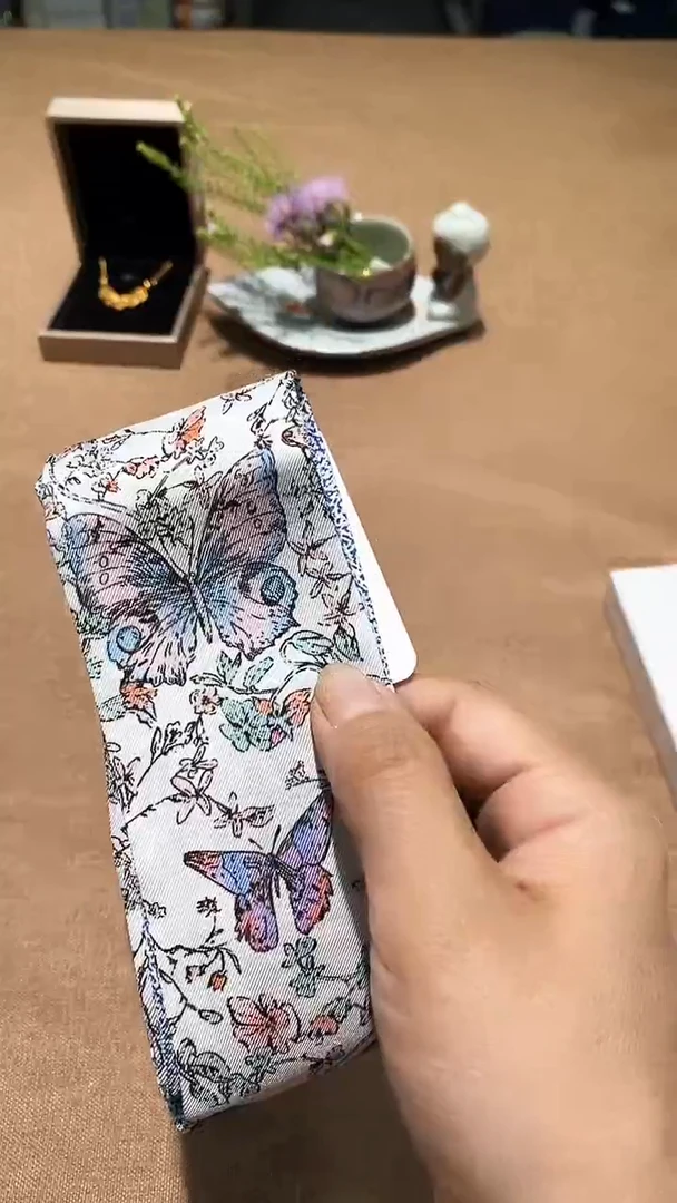 瓷片碗碟好物一件不留@@1
