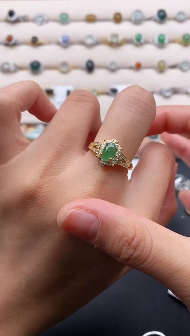 银S925镶嵌戒指翡翠444444+3