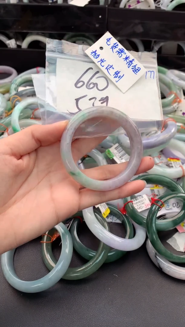 【闪购商品】定制翡翠未镶嵌毛货需精细抛光+多人