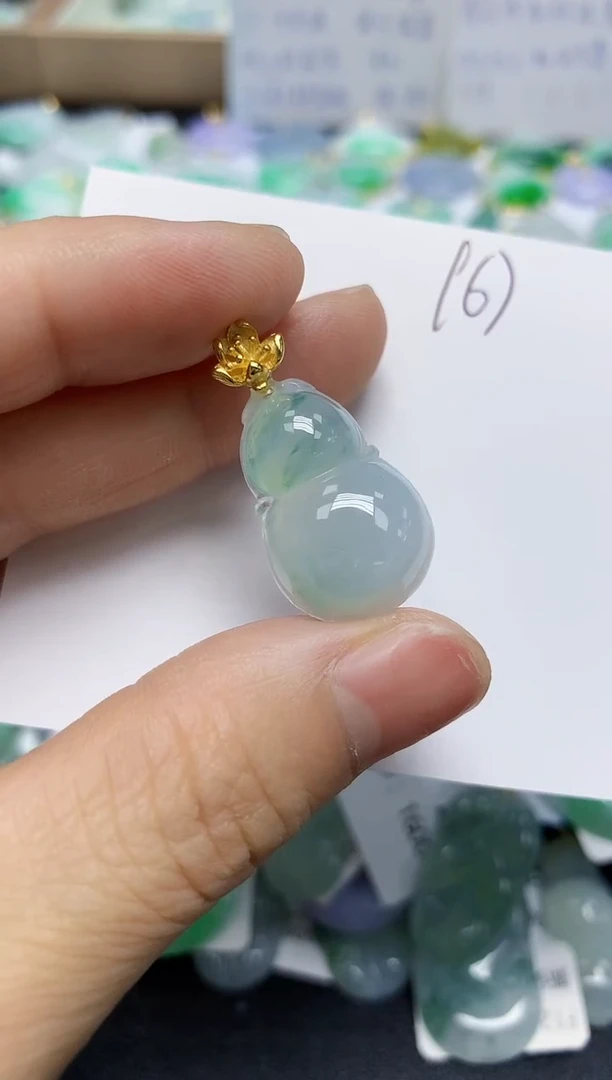 翡翠未镶嵌颈饰天然缅甸翡翠A货