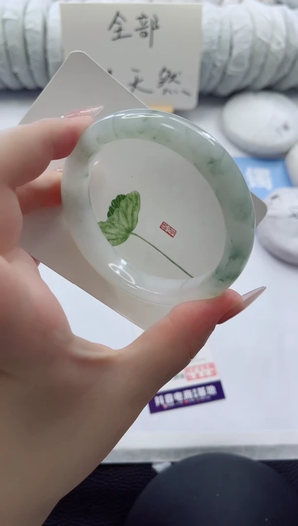 未镶嵌手镯石英质玉多样性发货C110