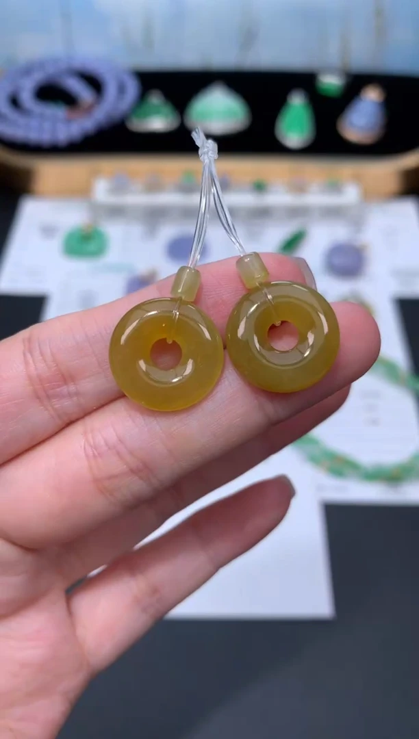未镶嵌定制翡翠48小时鉴赏期 退货不扣服务费