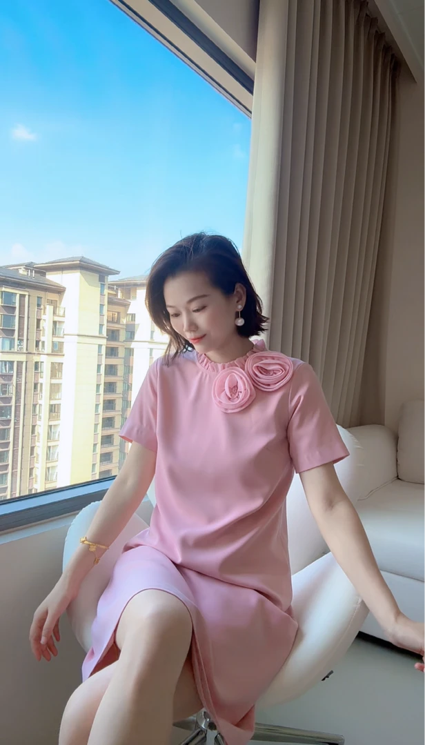 立体手工花时尚夏季气绣花质减龄显瘦女装连衣裙24113