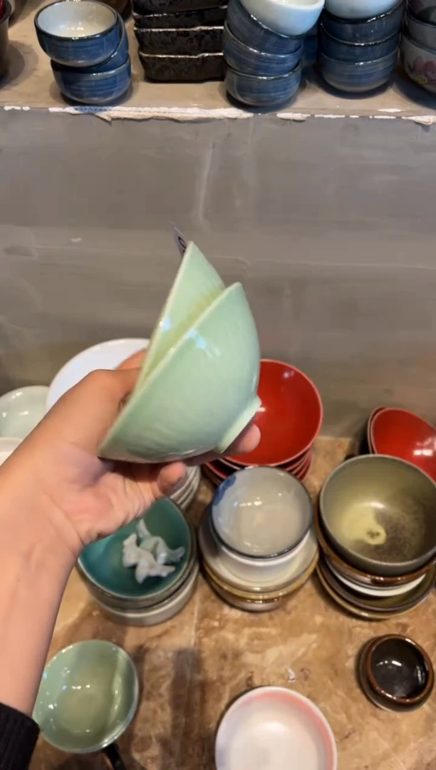 【闪购商品】瓷片920  微瑕绿釉花瓣小碗（2个哦）