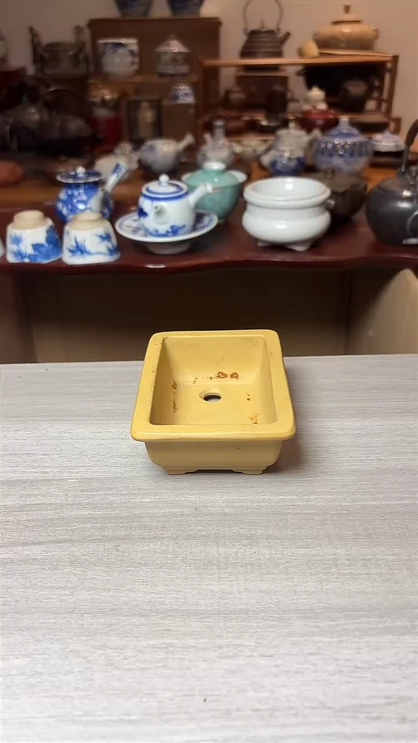 谢谢老板，回流产品有磨损正常，谨慎买！