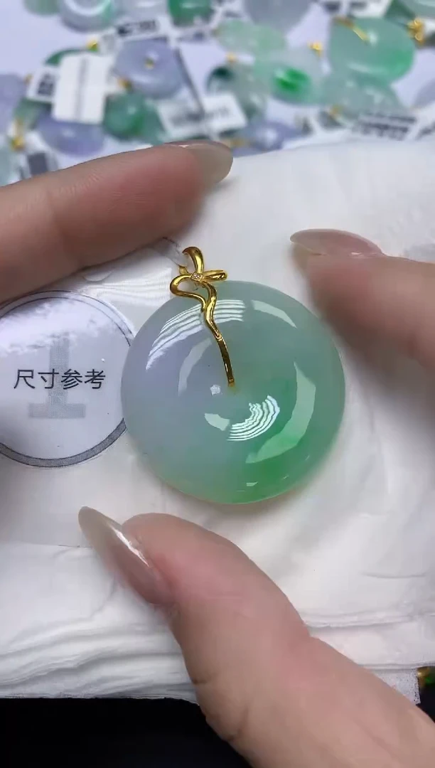 颈饰18K金镶嵌翡翠天然缅甸翡翠A货百元以上9元证书费自理