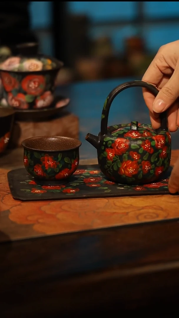 陶瓷景德镇高温釉下彩手工手绘款式