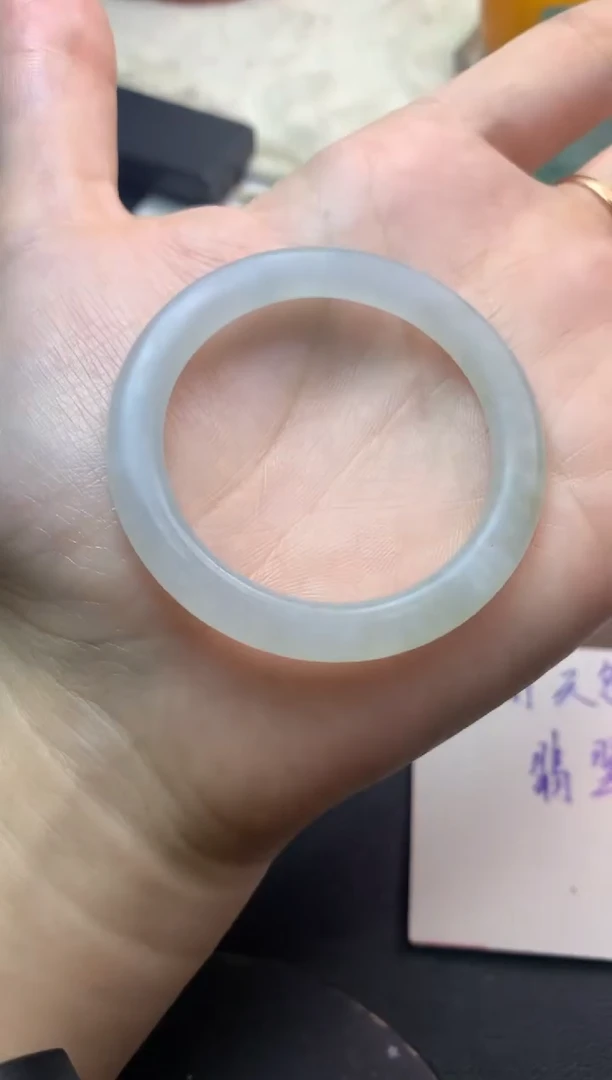 未镶嵌定制翡翠毛货