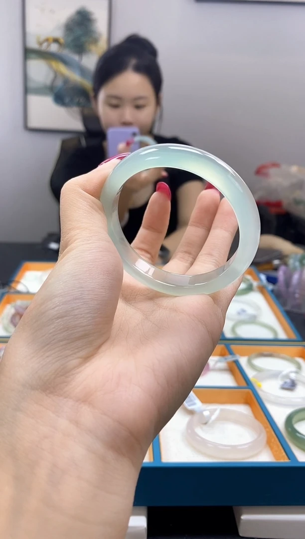 玛瑙/玉髓手镯未镶嵌50-60圈口都有，下单备注圈口