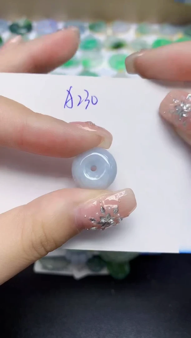 颈饰未镶嵌翡翠天然缅甸翡翠A货翡翠百元以上9元证书费自理