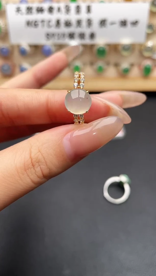 银S925镶嵌戒指翡翠一物一证一礼盒