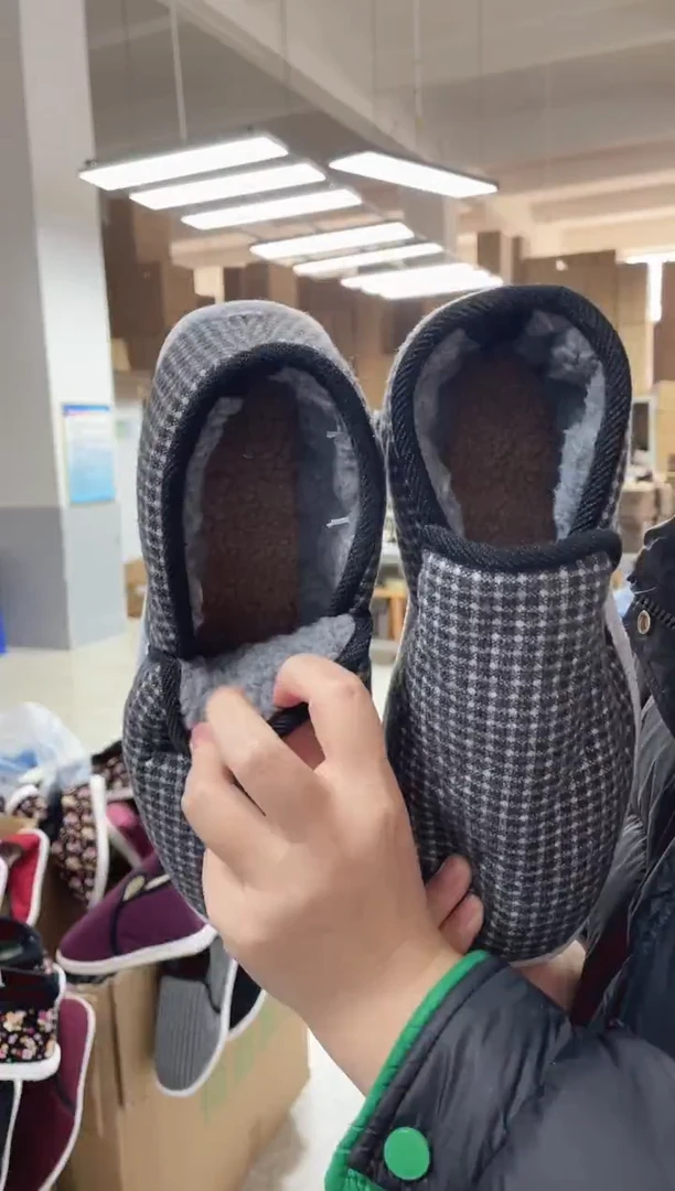 手工纳底黑灰格棉鞋44码