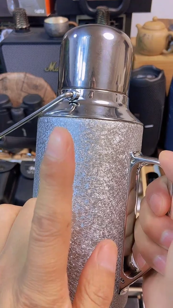 瓷片闪购商品，如图所示