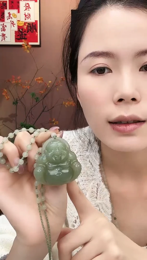颈饰未镶嵌和田玉佛公