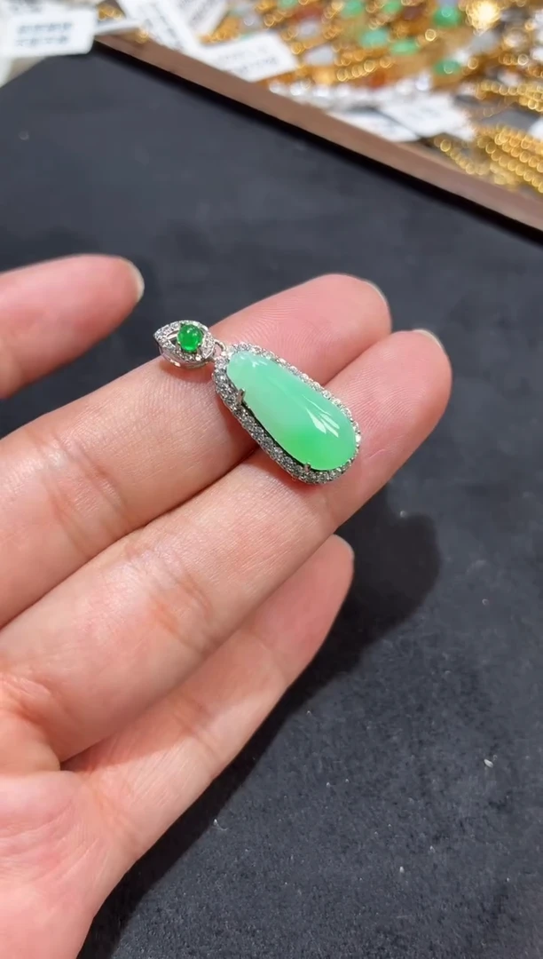 吊坠(不含链)银S925镶嵌翡翠福瓜