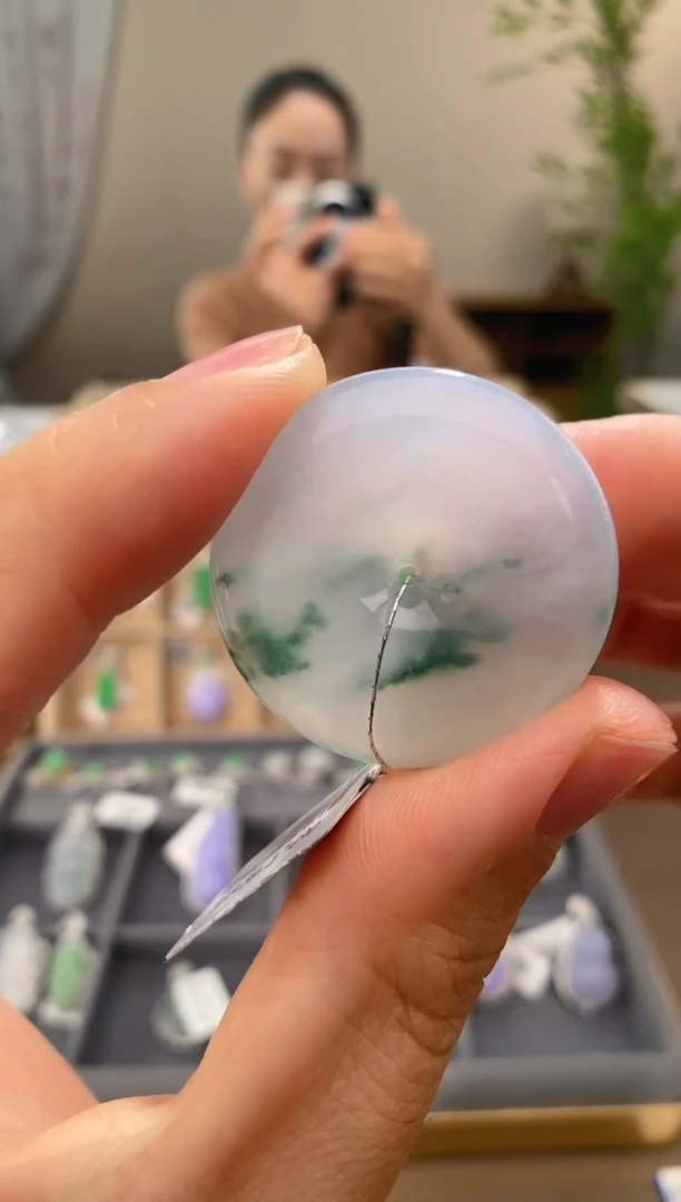 翡翠未镶嵌吊坠(不含链)平安扣