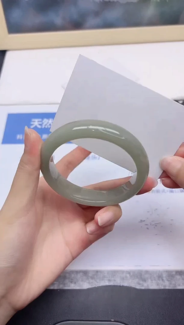 石英质玉手镯未镶嵌90-60.9