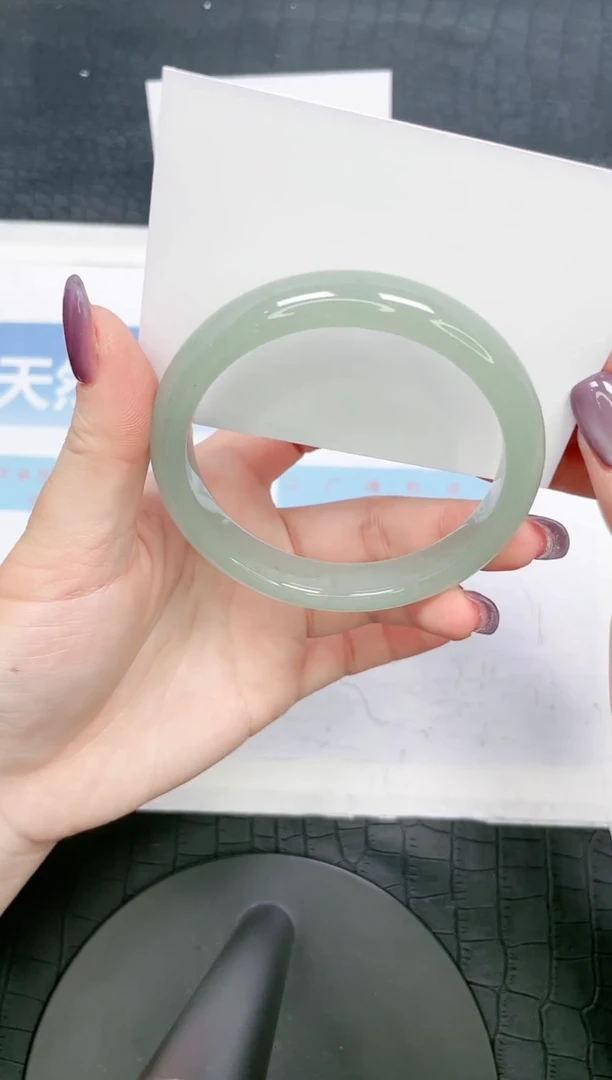 【闪购商品】石英质玉手镯未镶嵌103-61