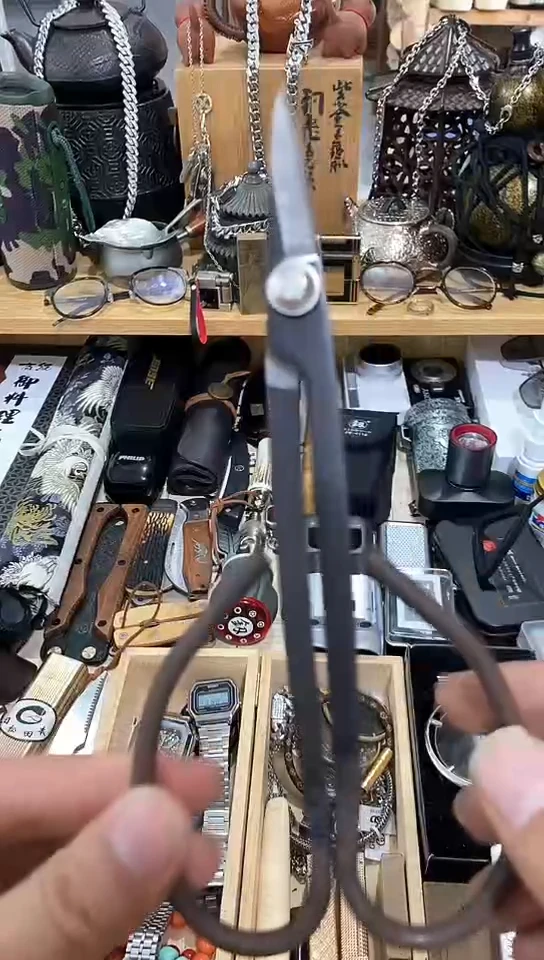 瓷片闪购商品  如图所示