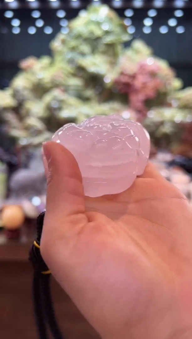 【闪购商品】石材粉紫料貔貅手把件