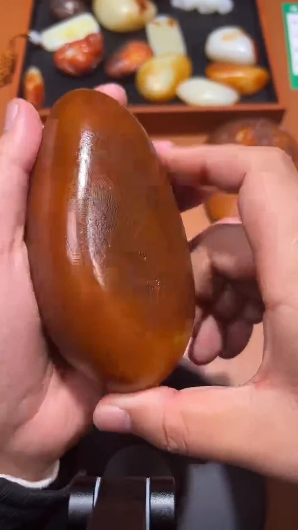 未镶嵌和田玉把件开***。和田玉