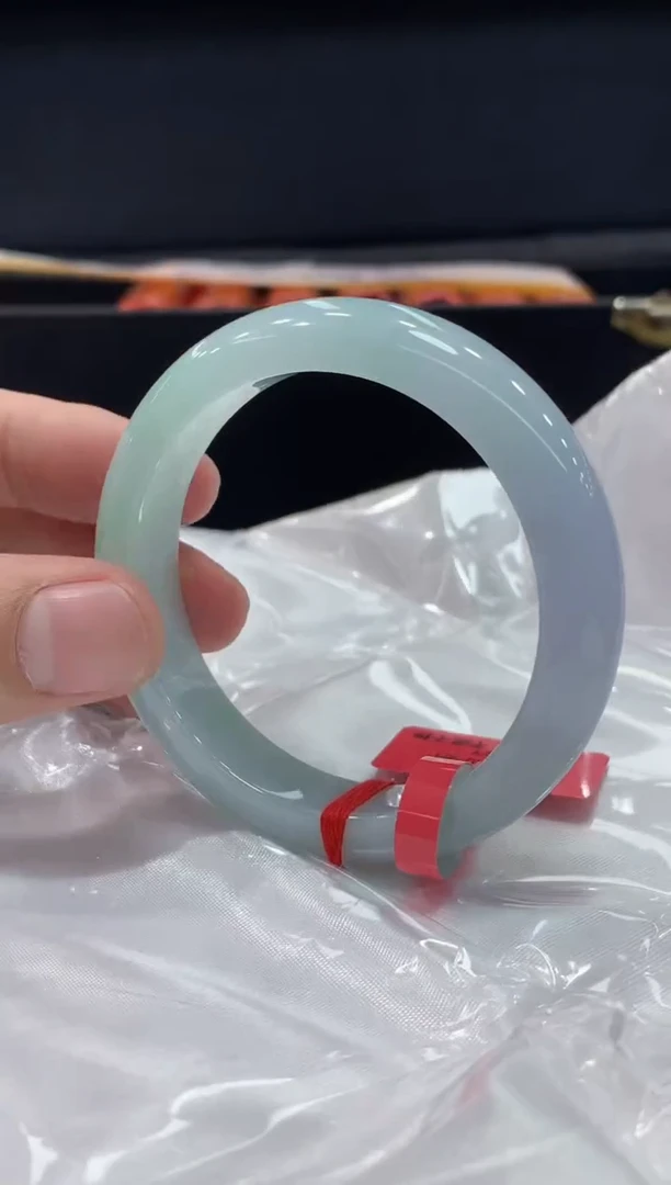 未镶嵌手镯翡翠翡翠手镯