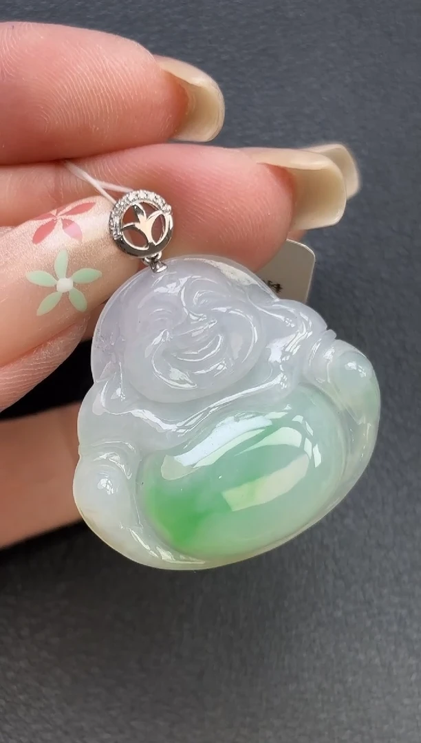 颈饰18K金镶嵌翡翠佛公