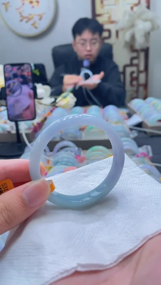 未镶嵌手镯翡翠229-53