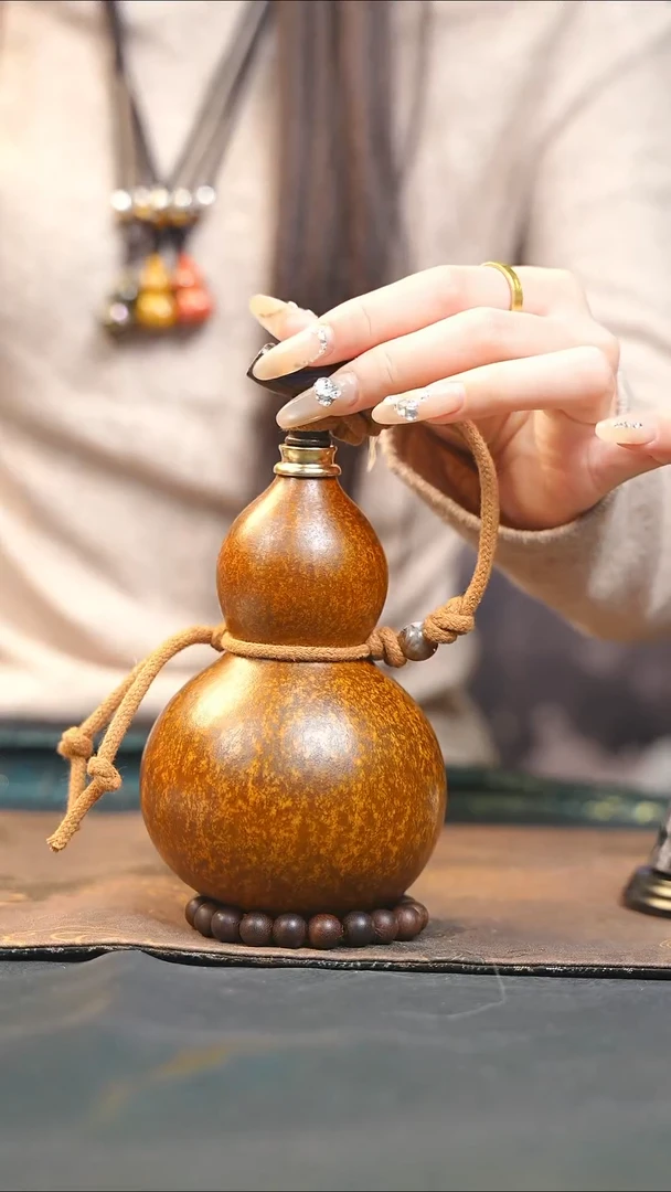 【闪购商品】XU123大漆酒葫芦不包手串及旋转底座