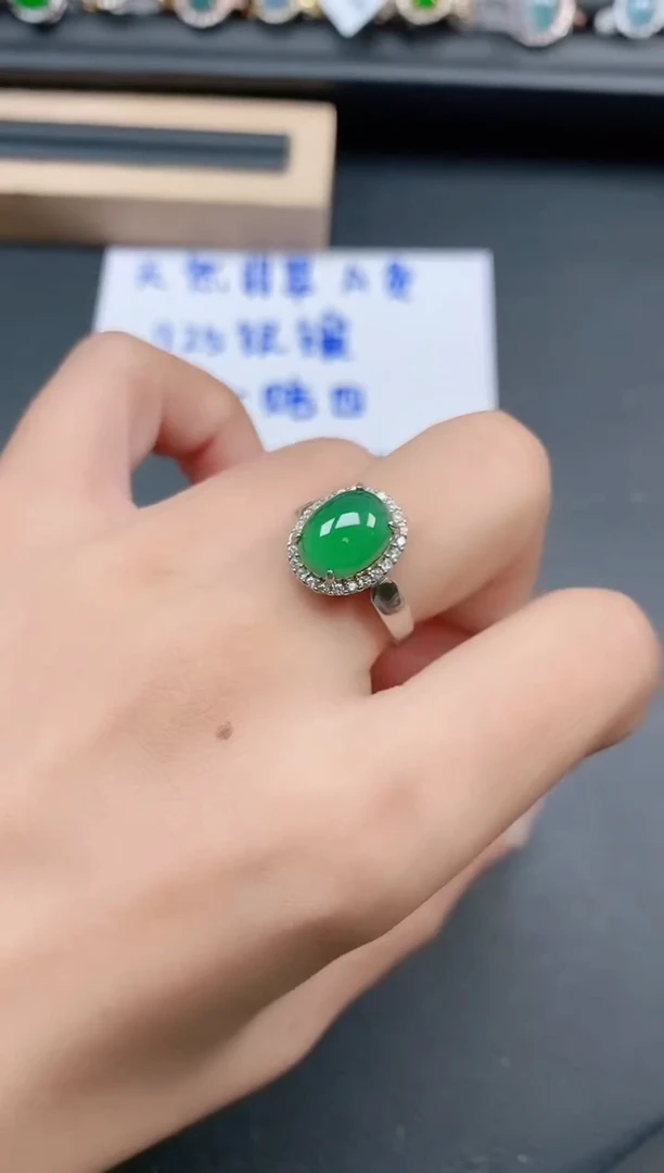 银S925镶嵌戒指翡翠111