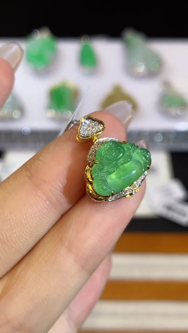 翡翠18K金镶嵌吊坠(不含链)L0571多样性发其一