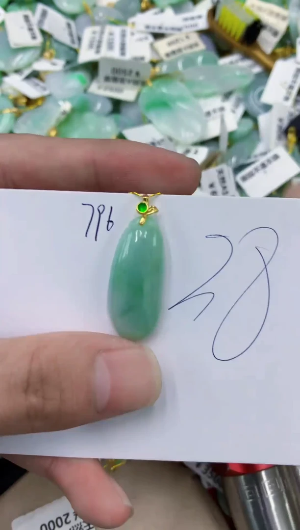 颈饰未镶嵌翡翠111111111111