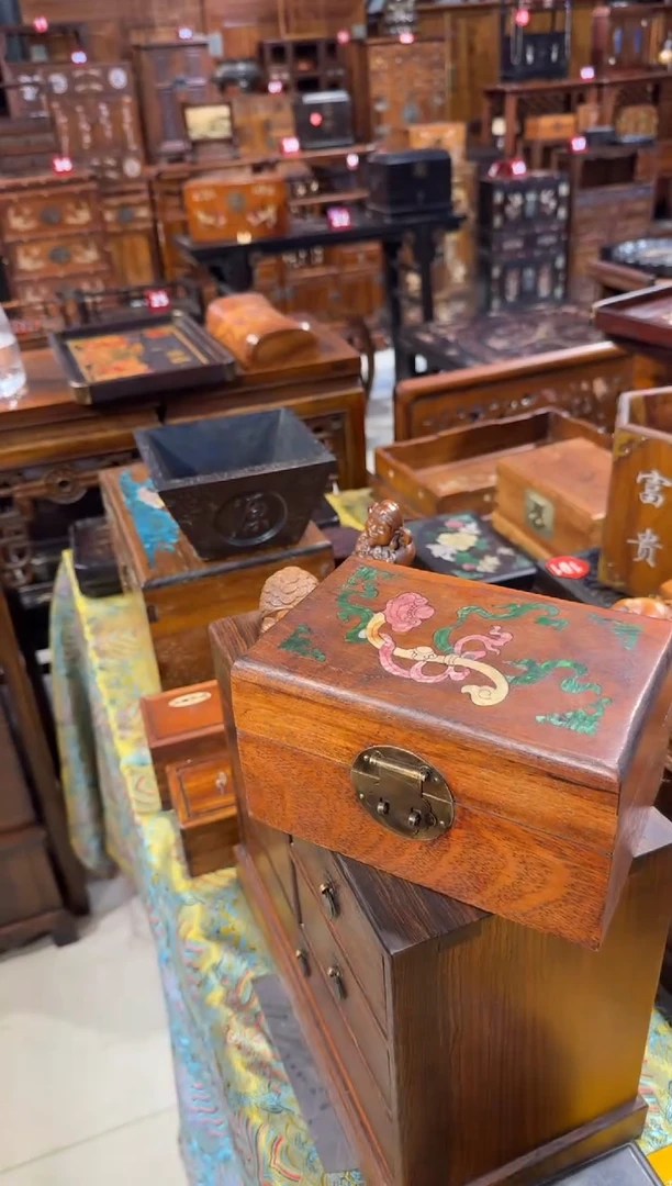 木18如意翻盖盒98.888888