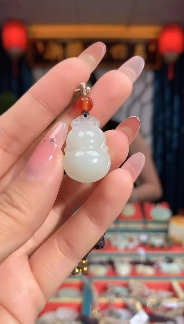 和田玉未镶嵌挂件葫芦