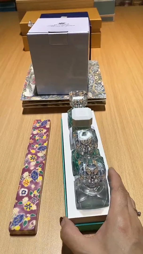 【闪购商品】瓷片锅碗瓢盆一件不剩