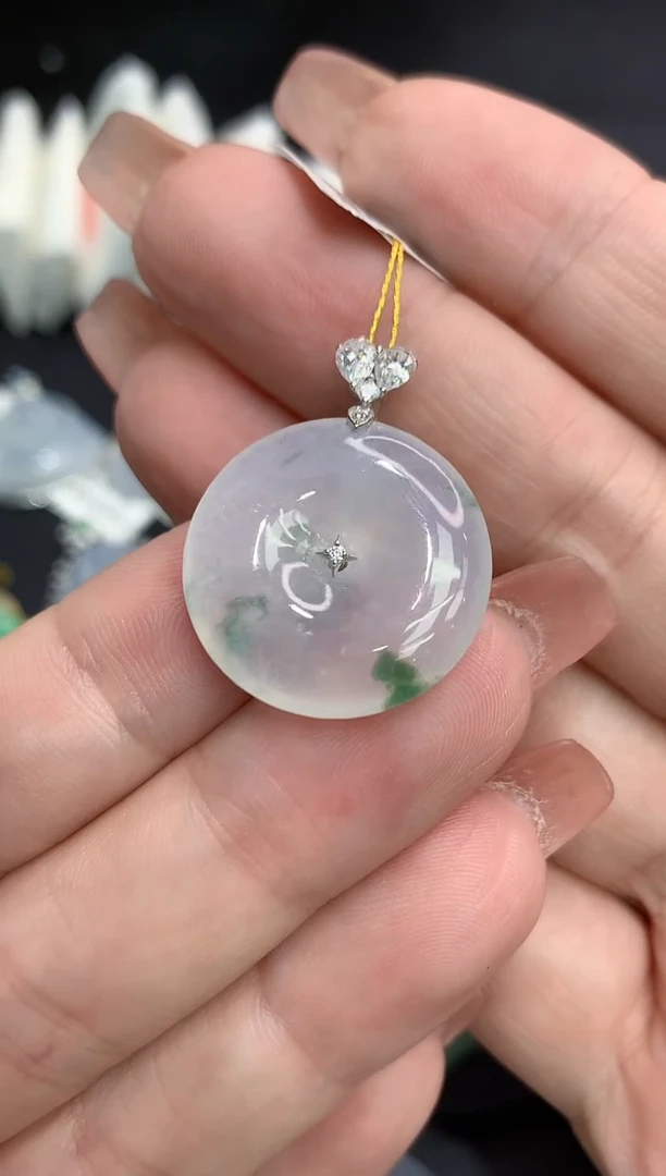 吊坠(不含链)18K金镶嵌翡翠111