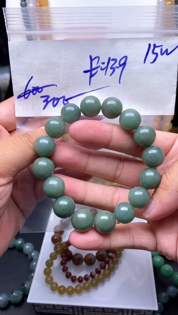未镶嵌定制翡翠毛货需精细抛光拍一发一