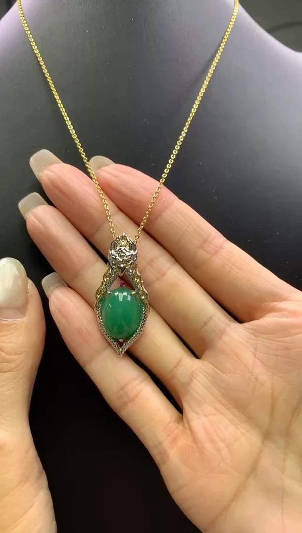 颈饰未镶嵌石英质玉项链