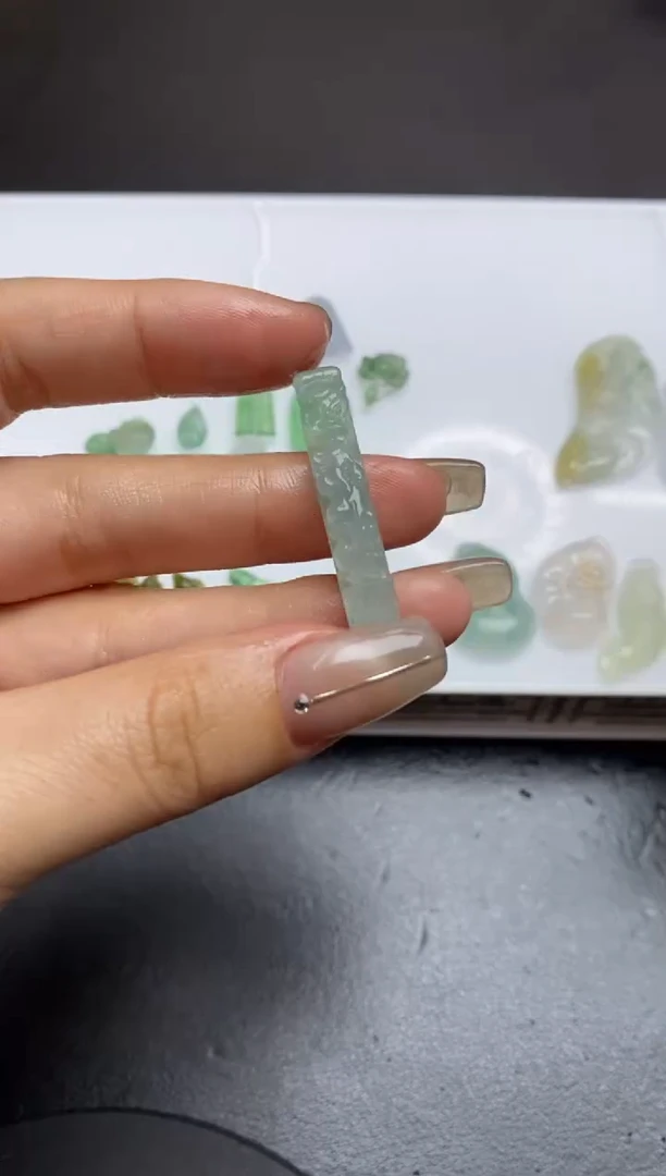 【闪购商品】定制翡翠未镶嵌翡翠毛货~