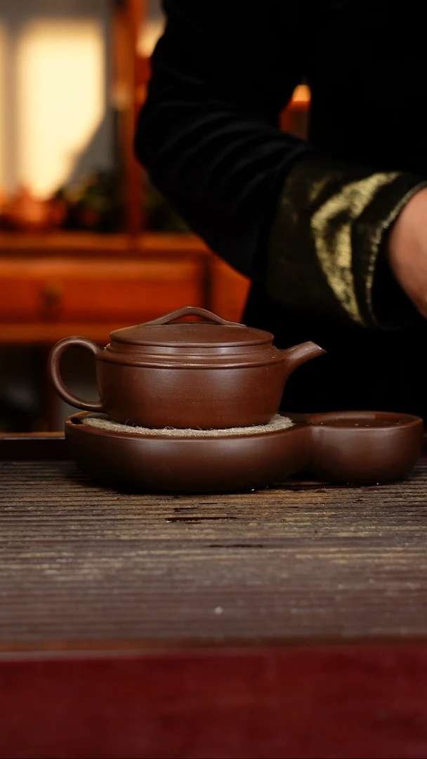 宜兴原矿紫砂壶茶壶宜兴原矿紫砂壶茶壶140C