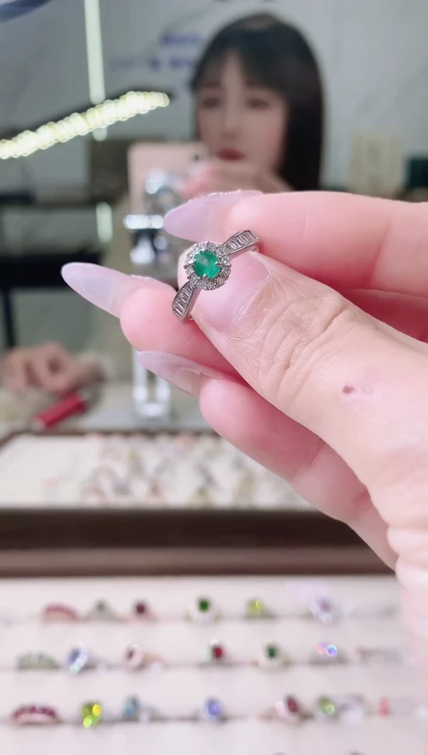 【闪购商品】祖母绿戒指银S925镶嵌5-11