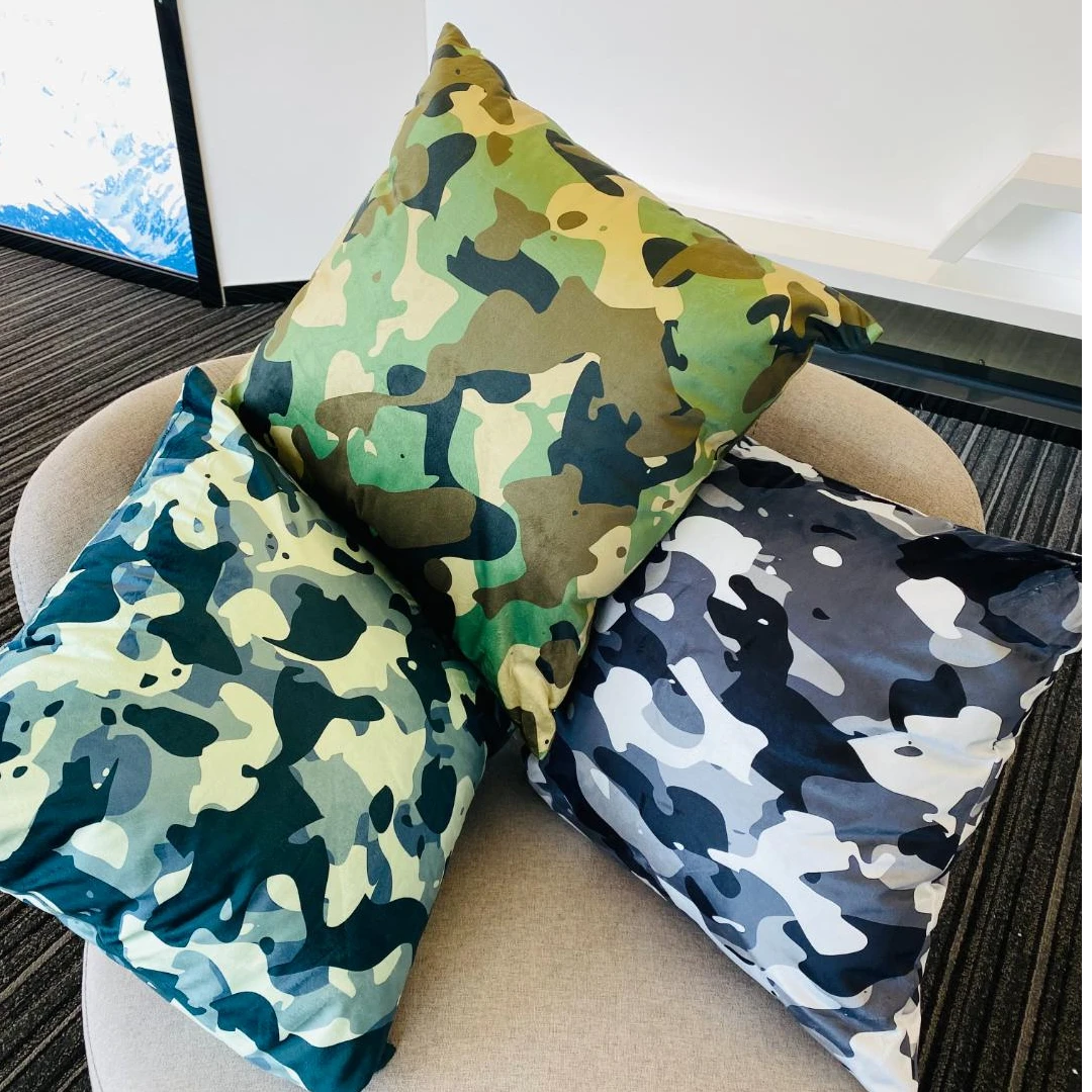 迷彩风时尚舒适抱枕